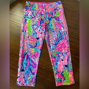 Lilly Pulitzer Luxletic High Rise Leggings Multi Gumbo Limbo SZ LARGE RARE EUC